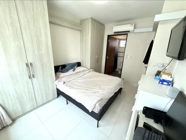 Master room with attached bath near Star Vista, One North