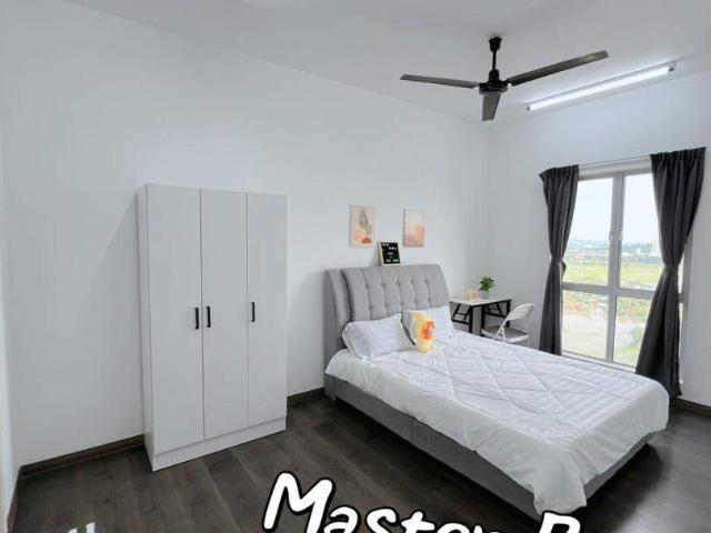 Master Room with Private Bathroom