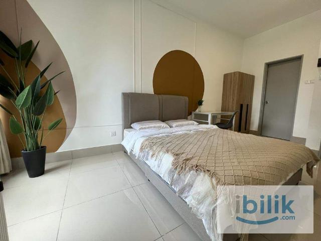 Master Room with Private Bathroom | Direct Access to LRT | Ready to Move In