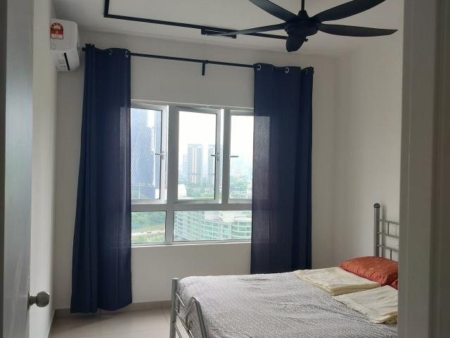 Master Room with Private Bathroom for Rent in Residensi Dutamas Dahlia