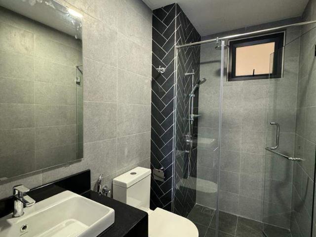 Master Room with Private Bathroom | Near Sunway Velocity