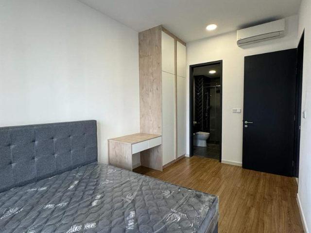 Master Room with Private Bathroom | Near Sunway Velocity