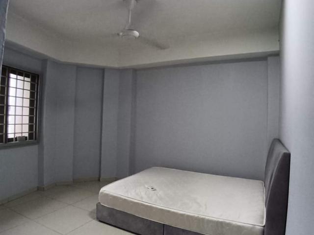 Master Room with Zero deposit old klang road