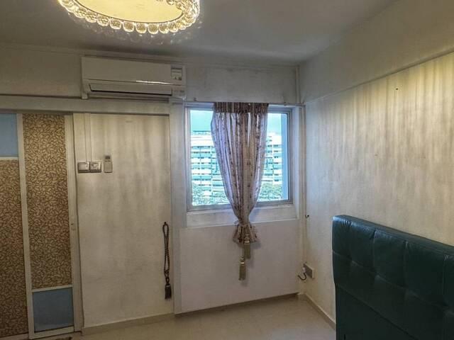 Master room at 540 bedok north street 3 for rent! Aircon available! Cooking allowed!