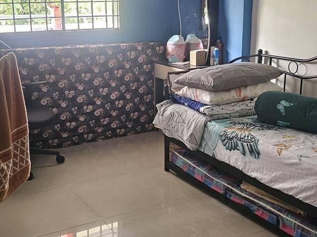 Master room at 269 yishun street 22 for rent! Aircon wifi!