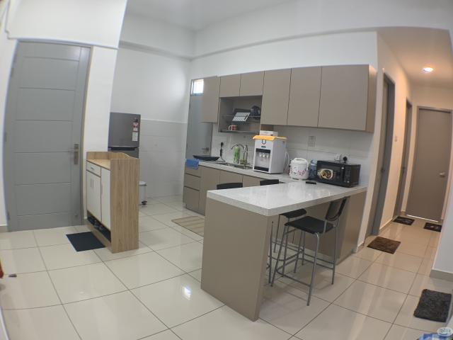 Master Room at Tropicana Bay Residences, Bayan Indah