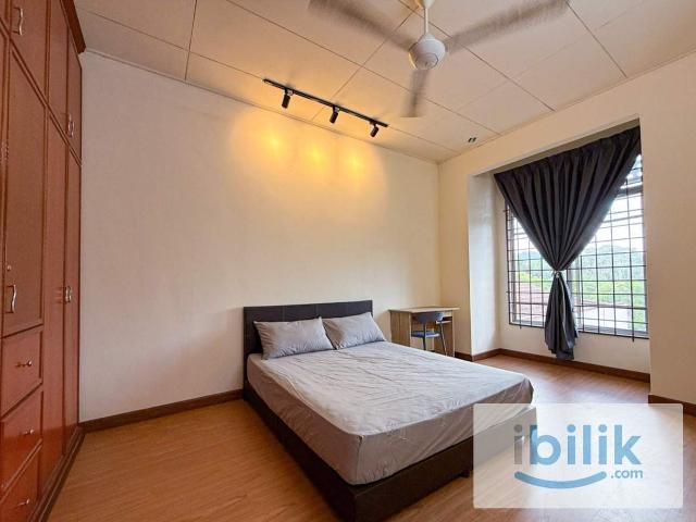 Master Room at Warisan Putri, Seremban