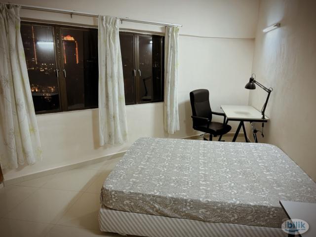 Master Room at Bandar Sunway, Petaling Jaya, nearby Sunway University & Monash University