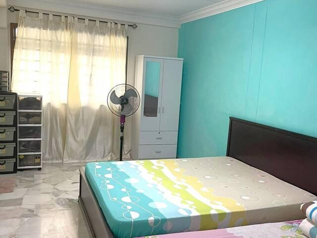 Master room at Blk 750 Woodlands Avenue 4. Near to Admiralty MRT