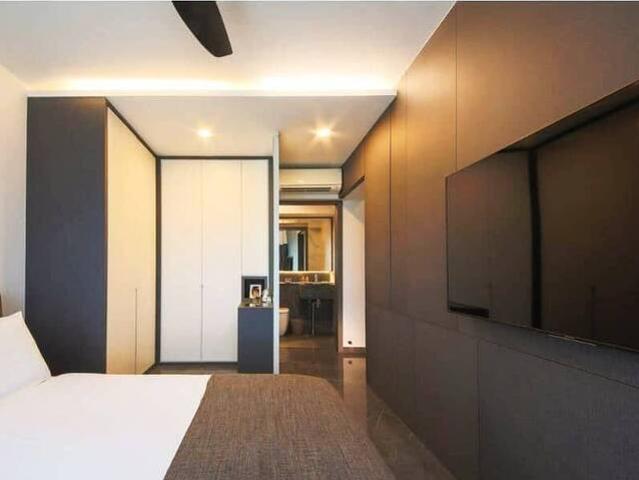 Master room at Blk Master room at Blk 682A Edgedale Plains, no agent fee
