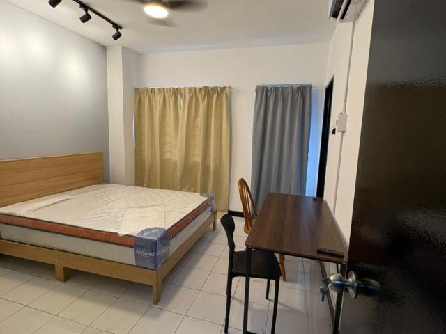 Master Room at D'Aman Crimson, Ara Damansara