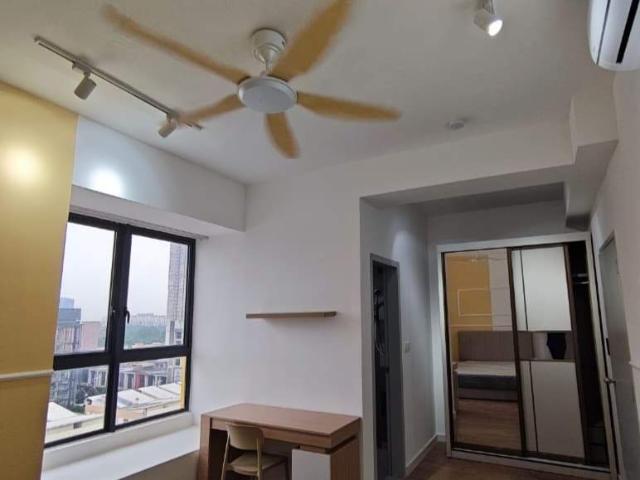 Master room at Helix 2 Residence PJ