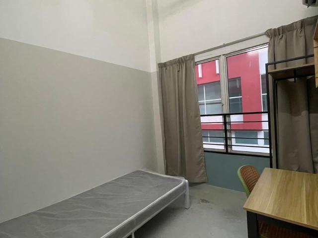 Master Room at Kota Kemuning Room Near to Columbia Asia Hospital ❗️Zero Deposit✅
