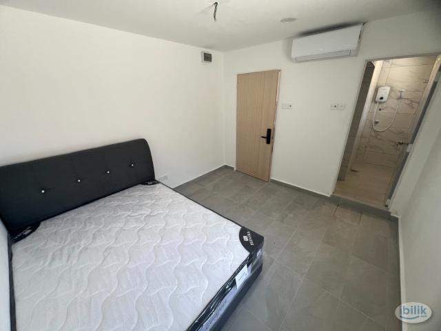 Master Room at KTM Petaling Station, Kuala Lumpur