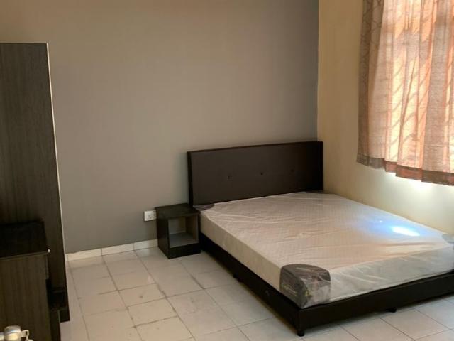 MASTER Room at Lagoon Perdana, Bandar Sunway 6 min walking to SUNWAY GEO, SUNWAY HOSPITAL MEDICAL CENTER