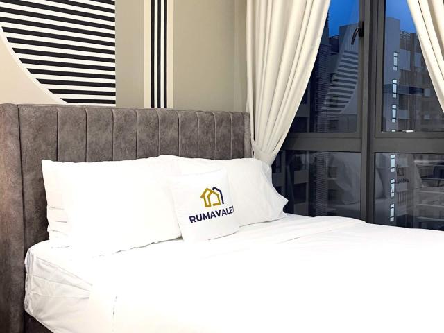 Master room at Meta Residence for Male tenant only, 3min walk to Putra Permai