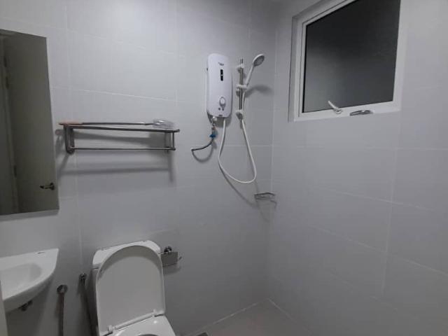 Master Room at Nadayu 801 @ Subang Murni, Shah Alam