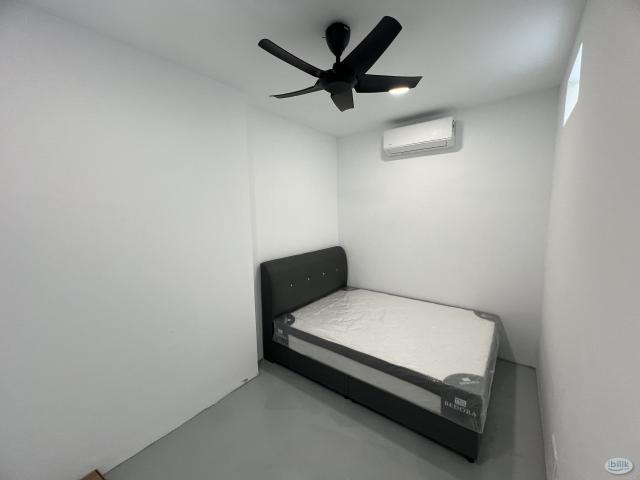 Master Room at OUG Parklane, Old Klang Road