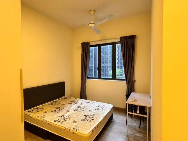 Master Room at South View, Bangsar South