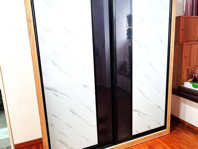 Master room at Springside Avenue, FEMALE ONLY { no agent fee}