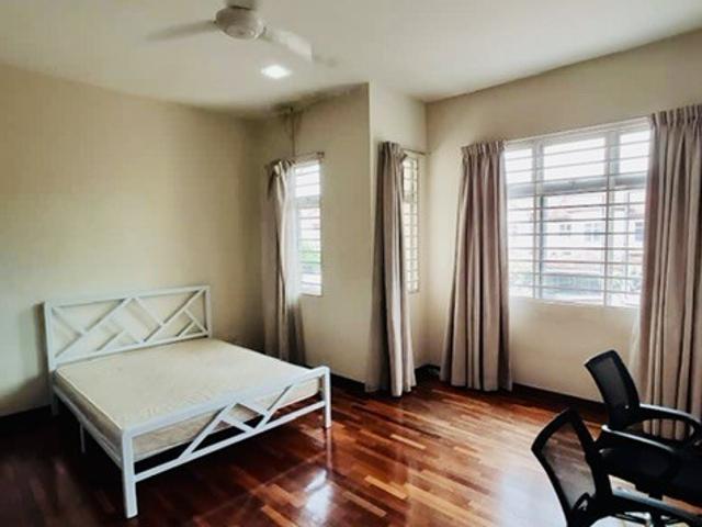 Master Room at SS2, Petaling Jaya