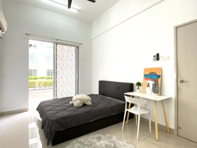 Master Room at Sungai Ara, Penang