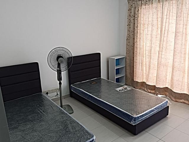 Master Room at Suria Jelatek Residence, Ampang Hilir