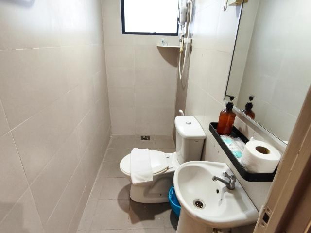 MASTER ROOM ATTACHED PRIVATE BATHROOM @ Swiss Cottage ‍10 mins to MRT Titiwangsa Station