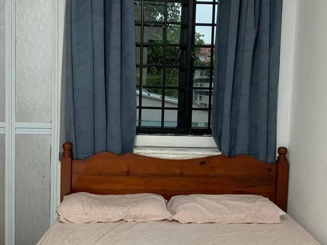 Master Room Available @ 236 Serangoon Ave 3 No Agent Fee