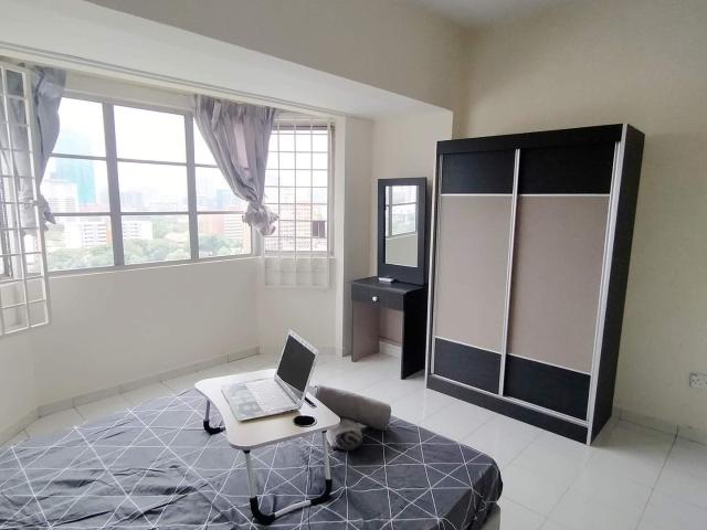 Master Room @ Bam Villa Condo Cheras