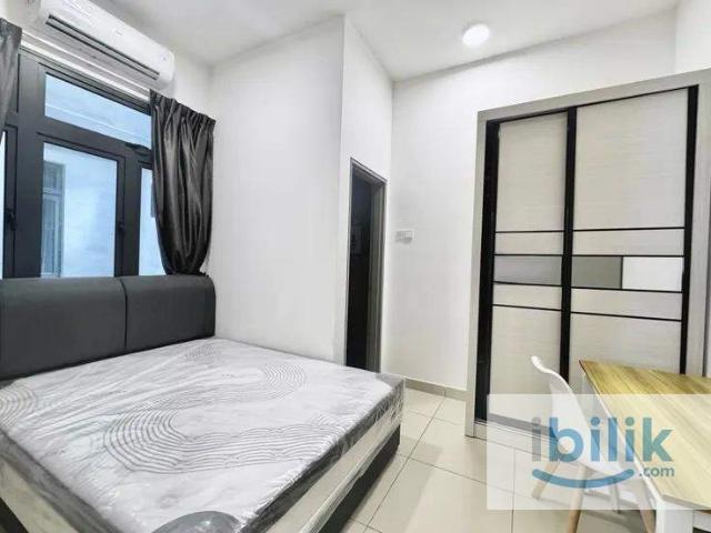 Master Room Condo, Drive to Work