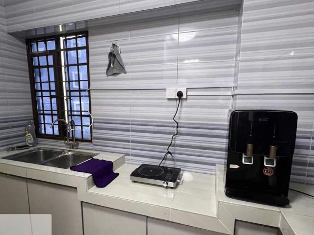 Master Room Danau Impian Condo