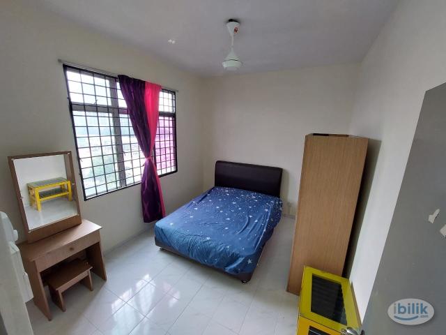 Master Room di Lagoon Perdana