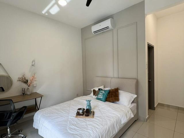Master Room D'Seven Sunway