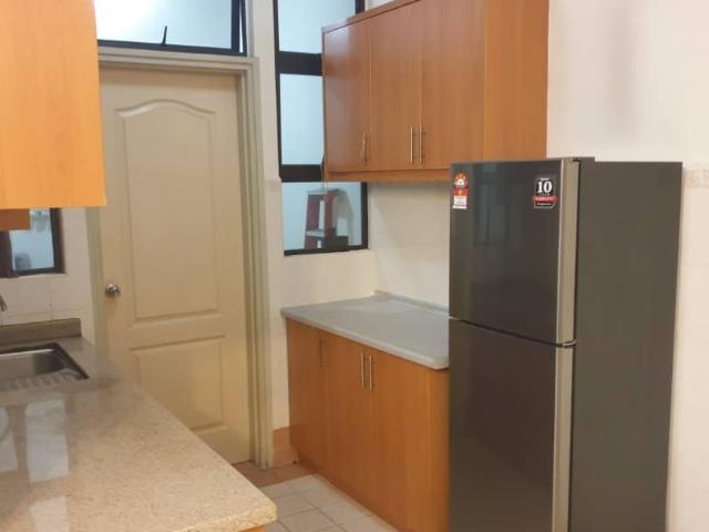 Master room female at pelangi utama condo