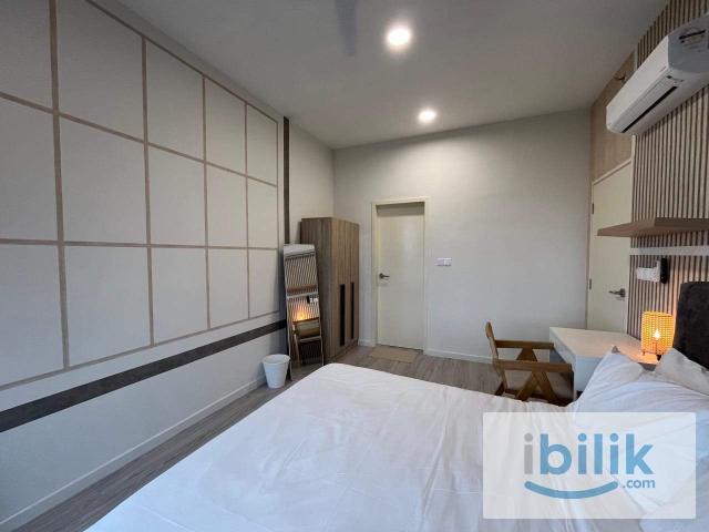 Master room female @ Meta Residences Putra Permai, Seri Kembang B 09 10 an