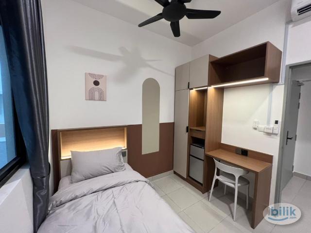 Master Room *Female Unit* Fully Furnished 5mins walking to MRT Cheras Line 1