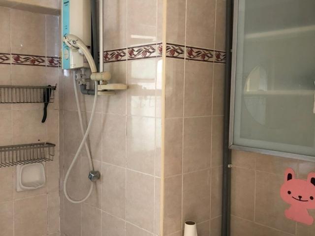 Master Room For Male or Female at Kelana Mahkota Condo, Kelana Jaya