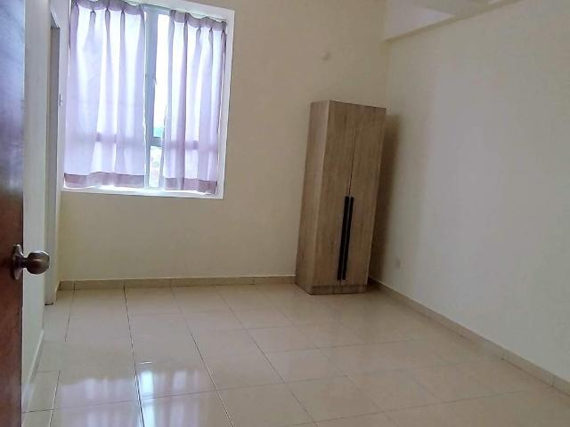 Master room for rent