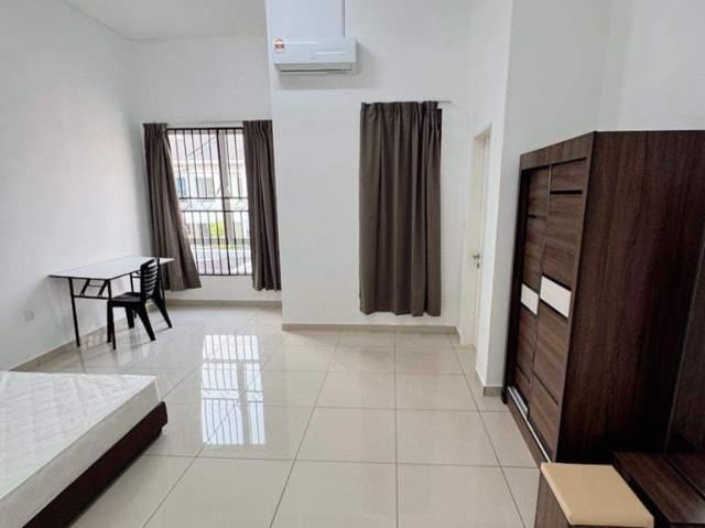 Master Room For Rent At Hijayu Aman Fully furnished | Utilities included