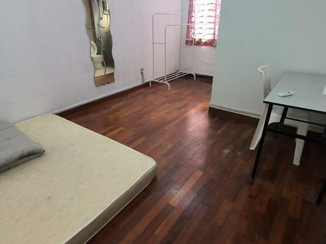 Master Room for Rent – Bandar 16 Sierra, Puchong 1+1 Deposit only