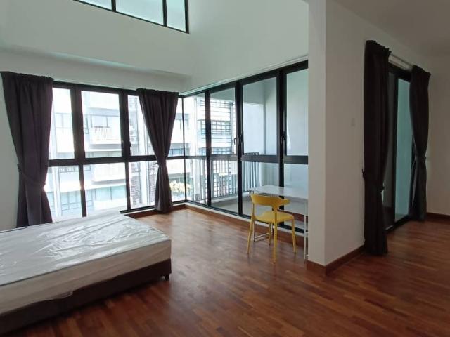 Master Room for Rent ⭐️Near by Central l City Mall ⭐️ Near UiTM Shah Alam