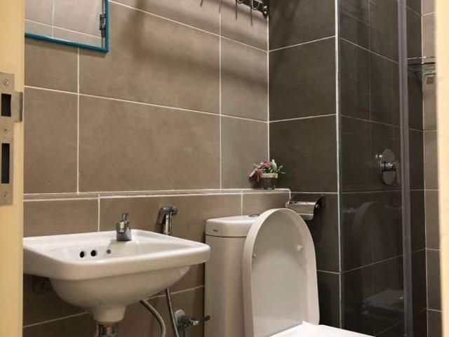 Master Room Free Parking Kitchen Living, Dinning Room usage near Seconk link Medini Johor Bahru Iskandar Puteri
