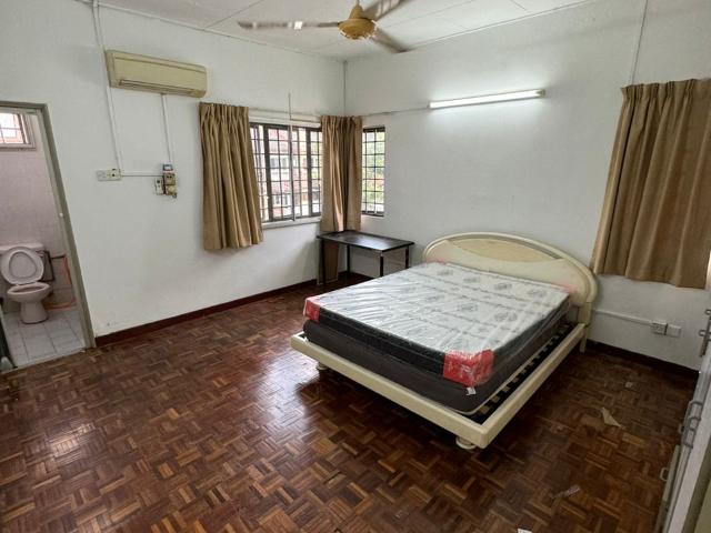 ✨ Master Room in Bandar Utama – Ideal for Car Owners, Private Bathroom, Zero Deposit Available