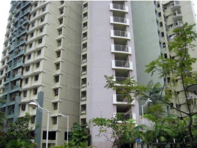 Master room in Seng Kang *Female environment