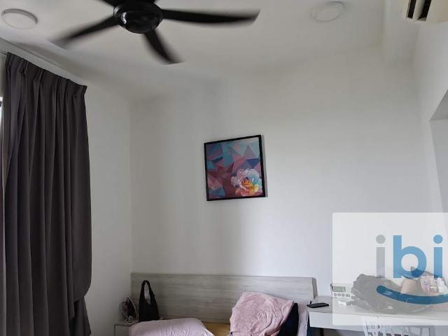 Master Room @Kenwingston Cyberjaya Female unit