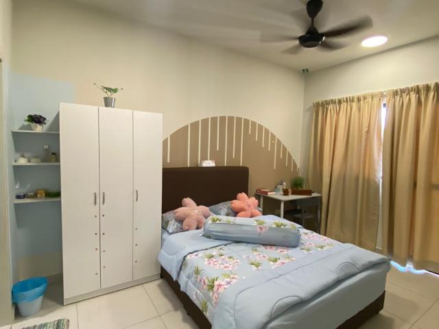 Master Room Majestic Maxim Private Bathroom
