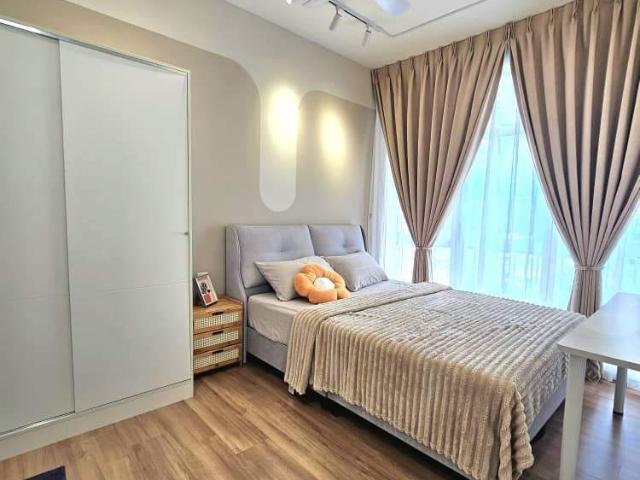 Master Room @ Midas Seri Alam