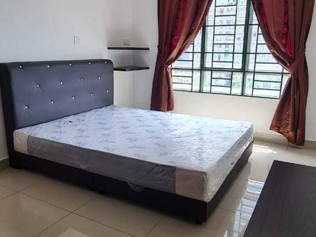 Master Room Near MRT station