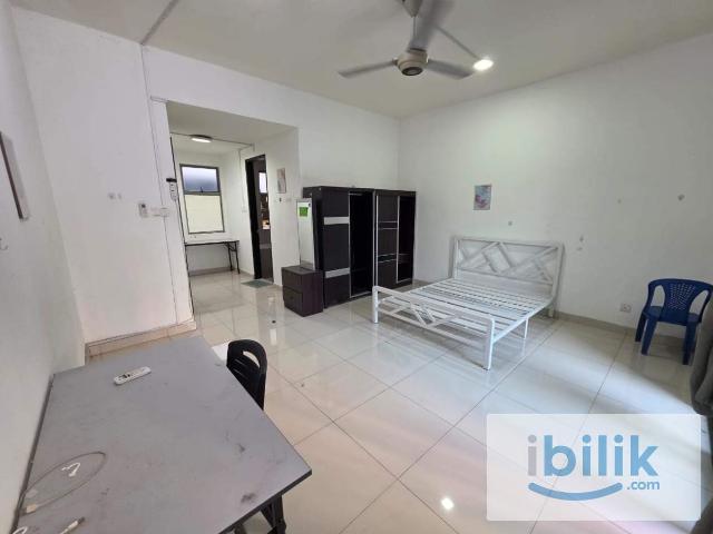Master room | private bathroom | landed @ bukit jalil